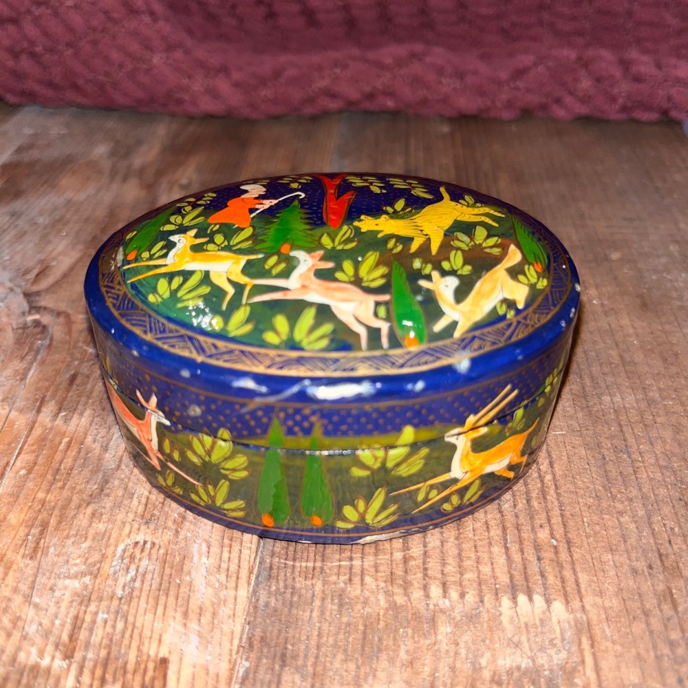 Vintage Kashmiri Hand Painted Papier Mache Trinket Box Blue Deer Hunter Oval